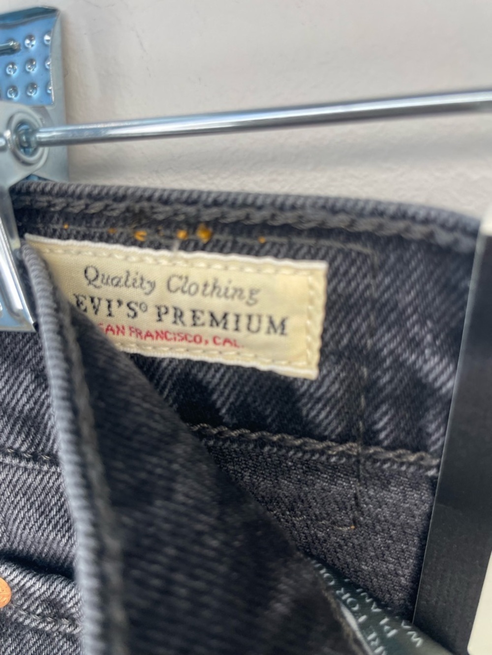 Levi's Ribcage Bell Bottom Jeans Wmn’s 29x32 Distressed Black High Rise $98 NWT - Picture 11 of 13